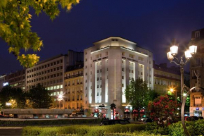 Отель Hôtel Paris Neuilly  Нёйи-Сюр-Сен